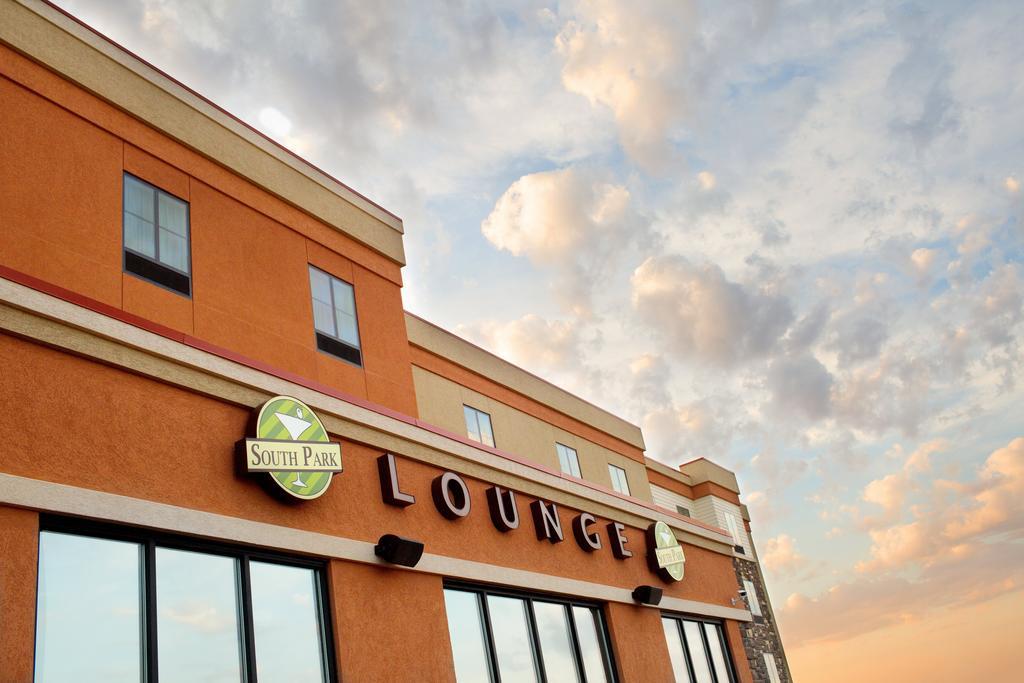 Teddy'S Residential Suites Watford City Ngoại thất bức ảnh