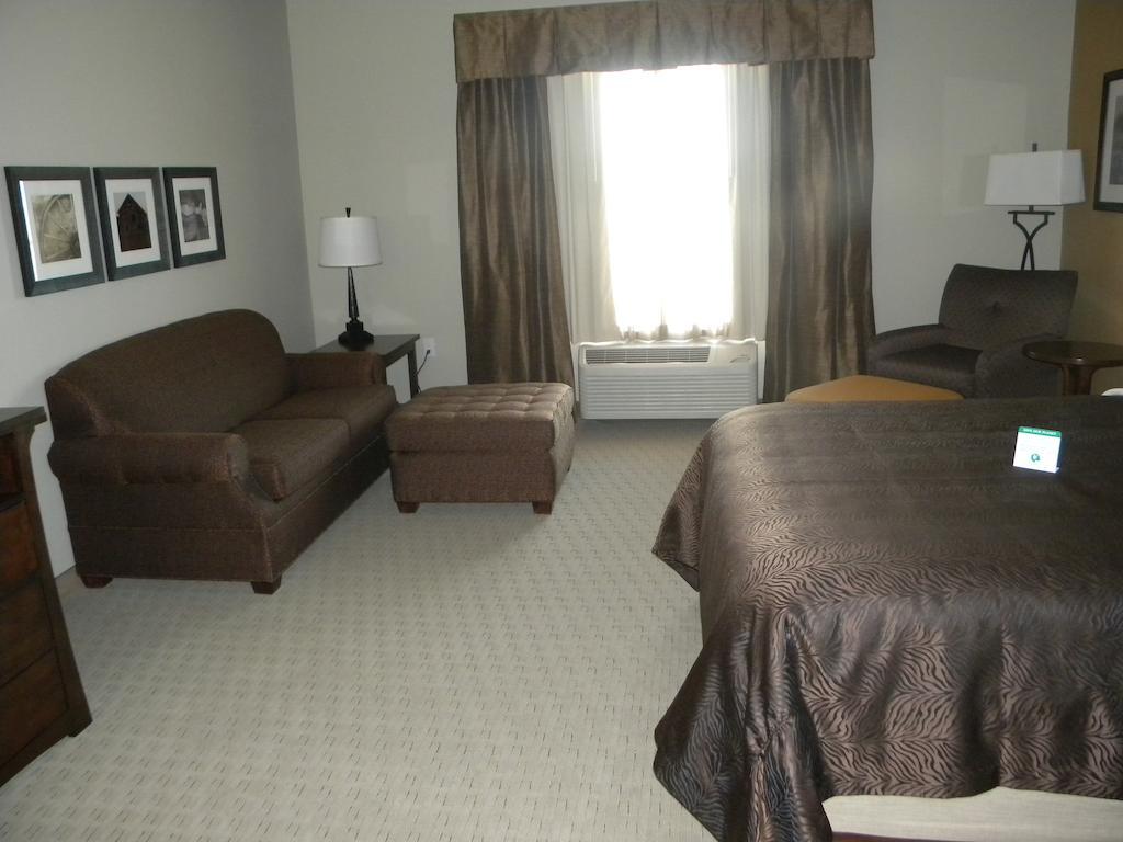 Teddy'S Residential Suites Watford City Ngoại thất bức ảnh