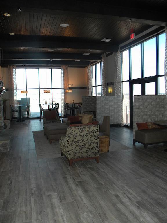 Teddy'S Residential Suites Watford City Ngoại thất bức ảnh