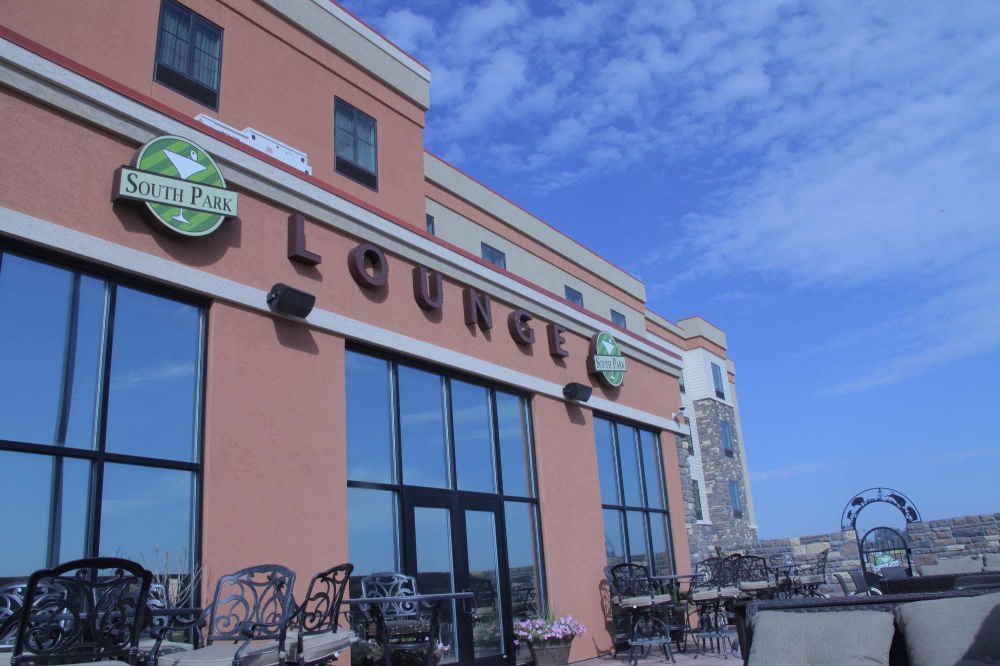 Teddy'S Residential Suites Watford City Ngoại thất bức ảnh
